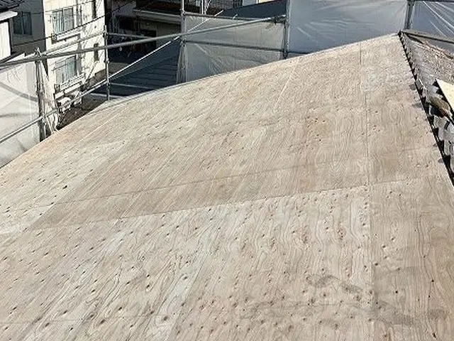 屋根カバー工事【メーカー保証ございます！最大50年製品保証！】サービスの画像