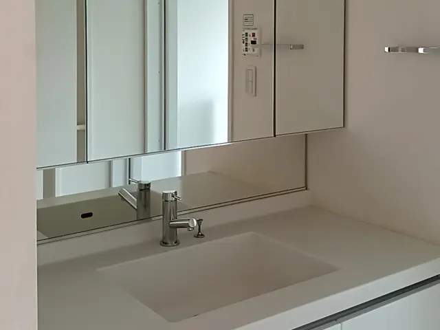 1トーン明るくなります！★男女2名でお伺い致します!鏡もピカピカに！サービスの画像