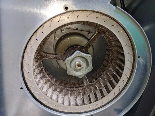 作業外注一切なし◎心を込めて丁寧に作業します！損害保険加入店！サービスの画像