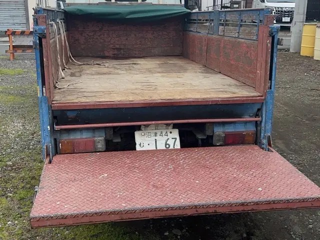 富士市発、不用品お引き取り他お買い取り等も出来ますのでお気軽にご相談下さい。サービスの画像