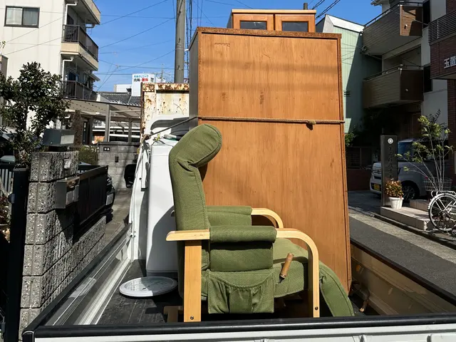 ★女性スタッフのみ対応可能★不用品分別不用★　エアコン取り外し無料★経歴3年★サービスの画像