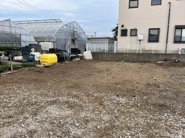 【越谷発】植木屋が丁寧に素早く草刈り致します！ご依頼お待ちしております！サービスの画像