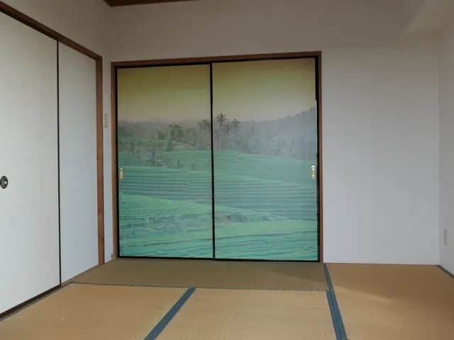 東金で６０年！　襖・障子・網戸・木製ドアの張替え・修理・新規製作を行っています。サービスの画像