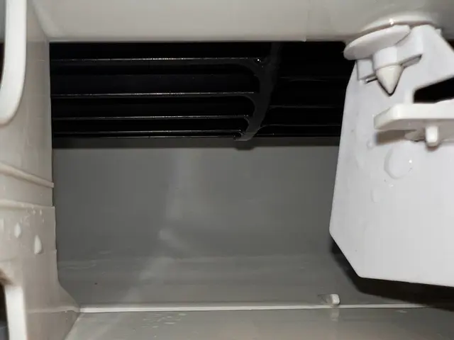 「年間1,000台以上！家電のプロが丁寧に説明しながら、安心の仕上がりをお約束」サービスの画像