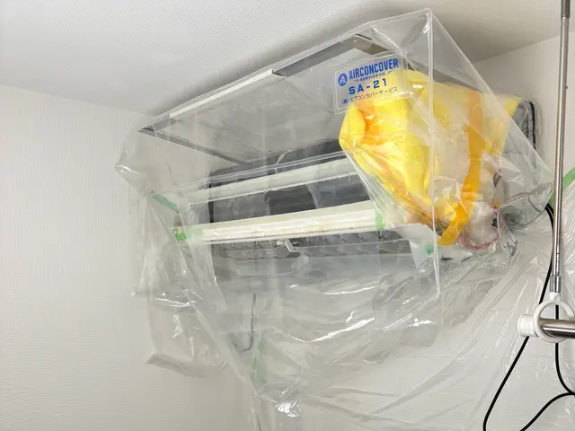 1日台数限定！ 2種類の洗浄剤で専用高圧洗浄機を使った、エアコンクリーニング！サービスの画像