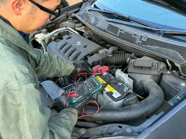 出張バッテリー交換！バッテリー発注、廃バッテリーの引取も承ります。サービスの画像