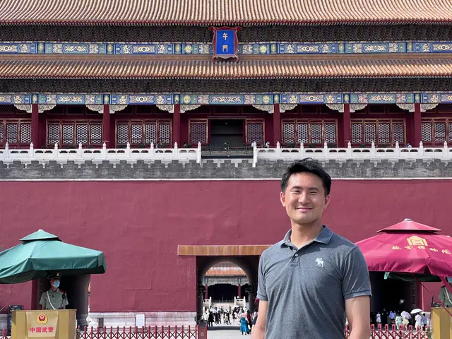 日中通訳なら当店にお任せください！専門的な通訳、同時通訳等、多数実績ございます！サービスの画像