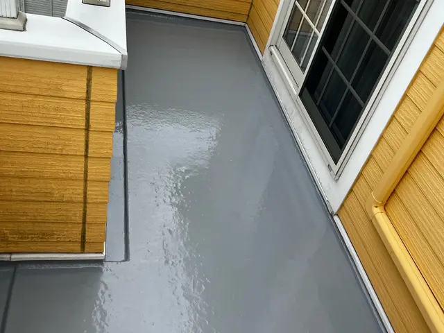 屋上・ベランダ防水サービスの画像