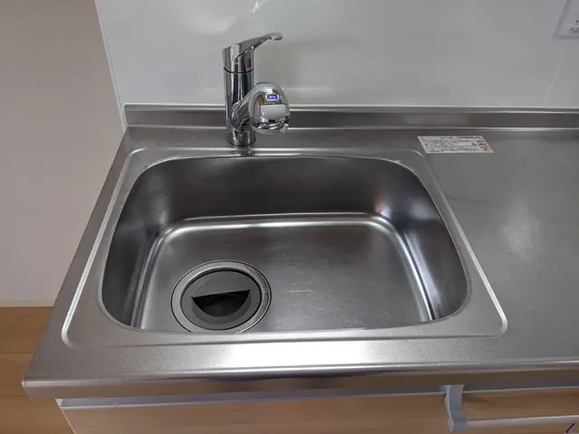 リピーター多数/損害保険加入で安心・安全の当社へお任せください。サービスの画像