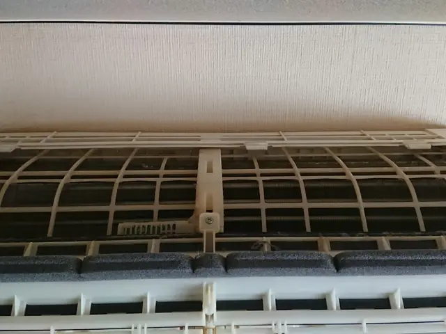 《古くても大丈夫》汚れに対応したエコ洗剤と強力洗浄剤を併用し汚れとカビを徹底除去サービスの画像