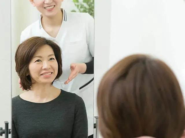 輪郭くっきり！若見えリフトアップ小顔整顔/小顔矯正サービスの画像