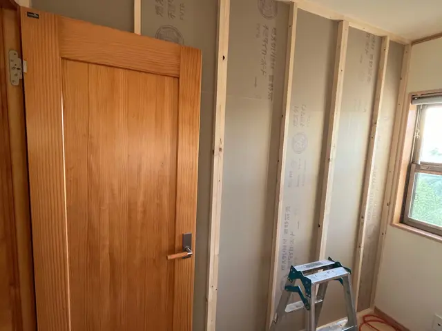 【業歴25年の経験と実績】地域密着店◎損害保険加入店◎迅速丁寧に仕上げますサービスの画像