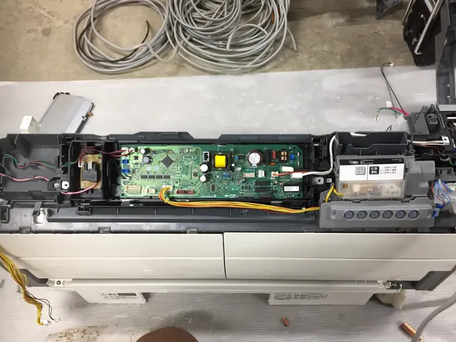 元、プラント電験、第一種電気工事士、ボイラー整備士、ボイラー技士が修理します。サービスの画像