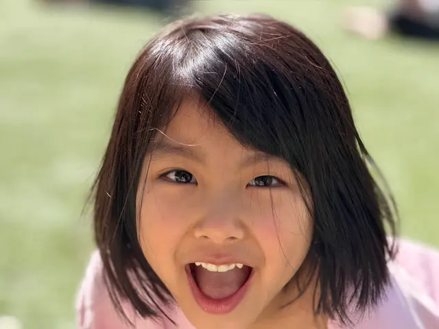 出張カメラマン　家族写真やウェディングフォト、プロフィール写真対応