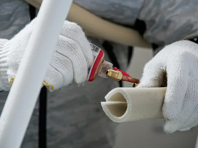 最短で8月12日で予約受付中。予約枠9時13時16時でサービスの画像