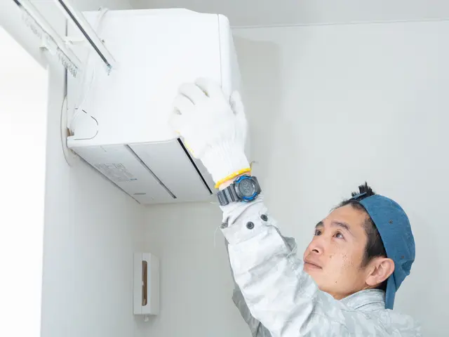 最短で8月12日で予約受付中。予約枠9時13時16時でサービスの画像