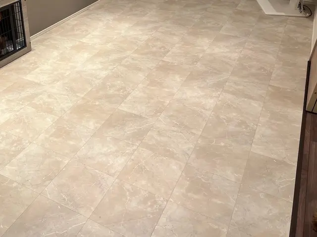 理想の床材を一緒に見つけましょう！持ち家、賃貸でも原状回復可能な施工ができますサービスの画像