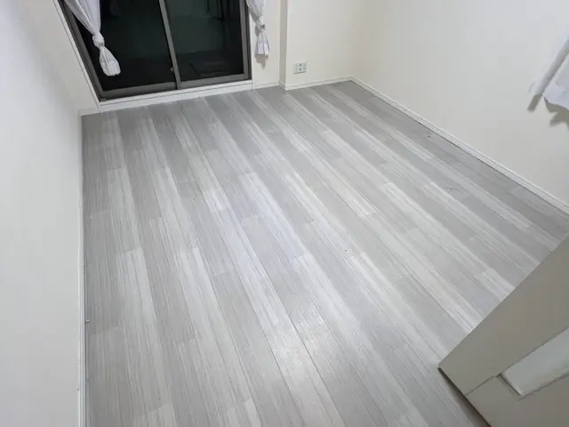 理想の床材を一緒に見つけましょう！持ち家、賃貸でも原状回復可能な施工ができますサービスの画像