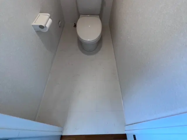 理想の床材を一緒に見つけましょう！持ち家、賃貸でも原状回復可能な施工ができますサービスの画像