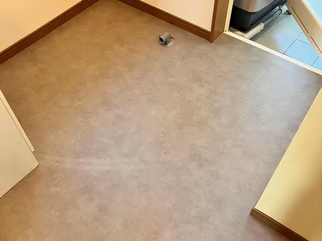 理想の床材を一緒に見つけましょう！持ち家、賃貸でも原状回復可能な施工ができますサービスの画像