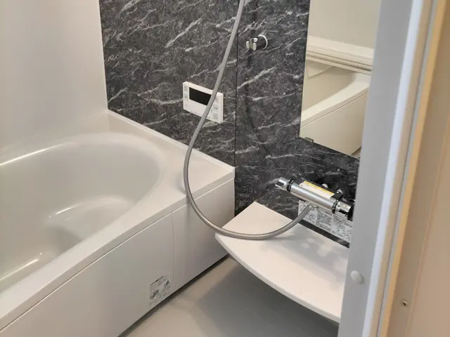 業歴20年・年間200件以上の実績で安心！女性スタッフ指定可能で丁寧施工をお約束サービスの画像