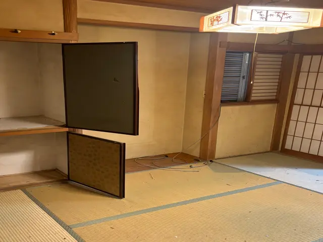 翌日対応可能！明瞭料金で安心の2トントラック積み放題＆買取サービスサービスの画像