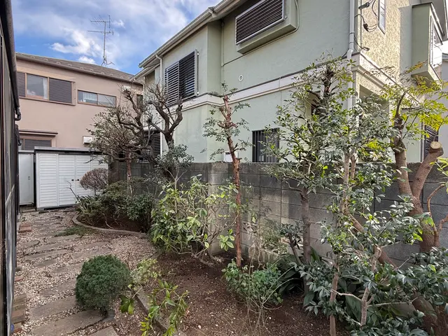 剪定の先に、心地よい暮らしを。サービスの画像