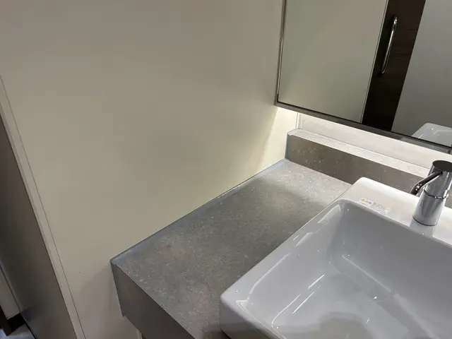 【東京】職人歴20年！コーキング実績豊富！損害保険加入済みで安心◎サービスの画像