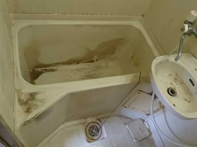 【頑固な水垢】私にお任せください！サービスの画像