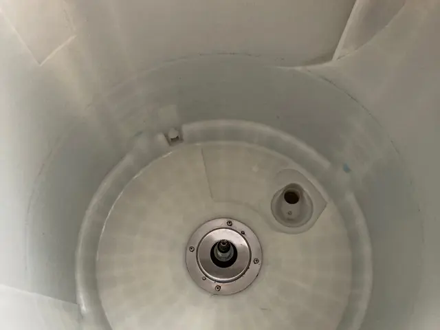 〈現地決済で500円オフ♪〉洗濯物に黒い汚れが!?クリーニング必要です！！サービスの画像