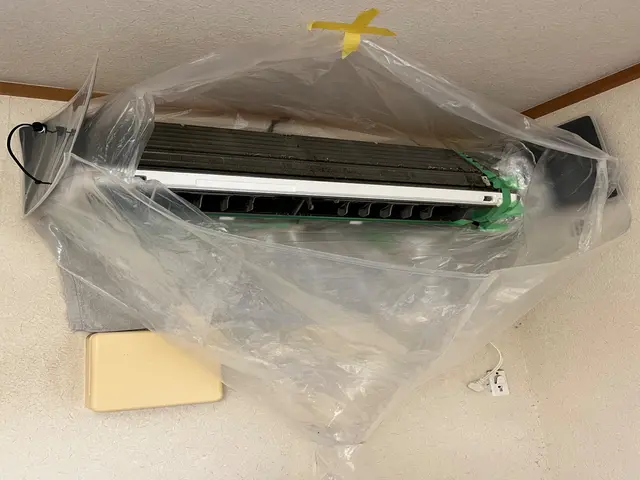 エコ洗剤で丁寧な作業！壁掛けエアコンクリーニングサービスの画像