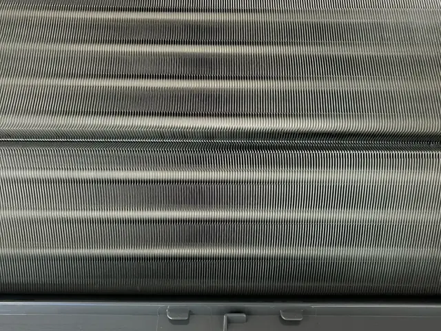 エコ洗剤で丁寧な作業！壁掛けエアコンクリーニングサービスの画像