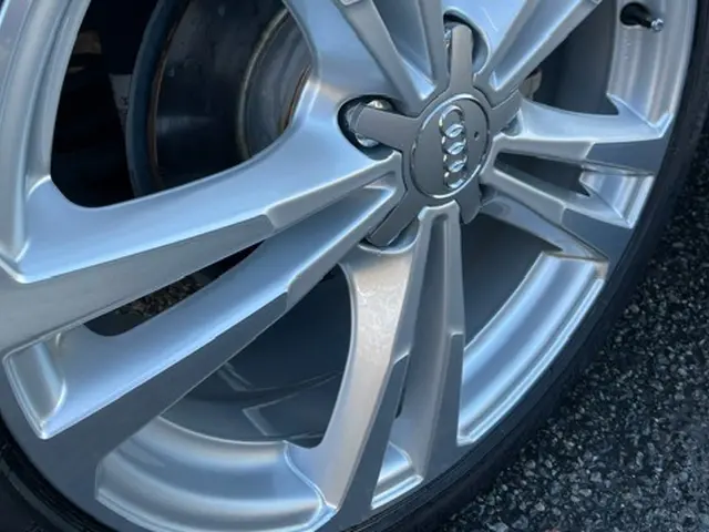 ★QRコード、クレカ決済可★簡易ガラスコーティングもお得に！サービスの画像