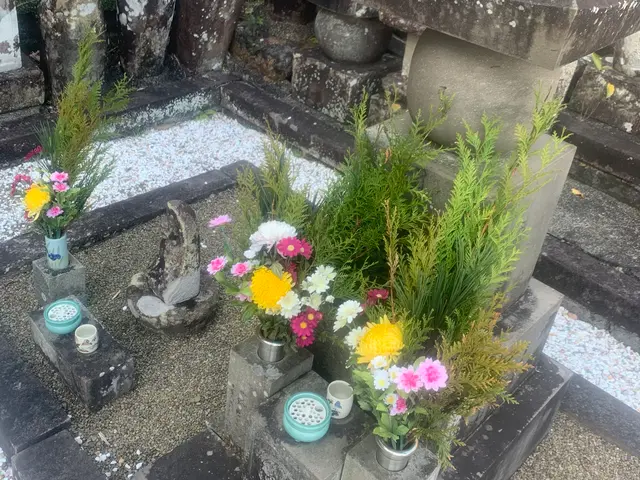 【地域密着】こころを込めてお掃除、お参りいたします！サービスの画像