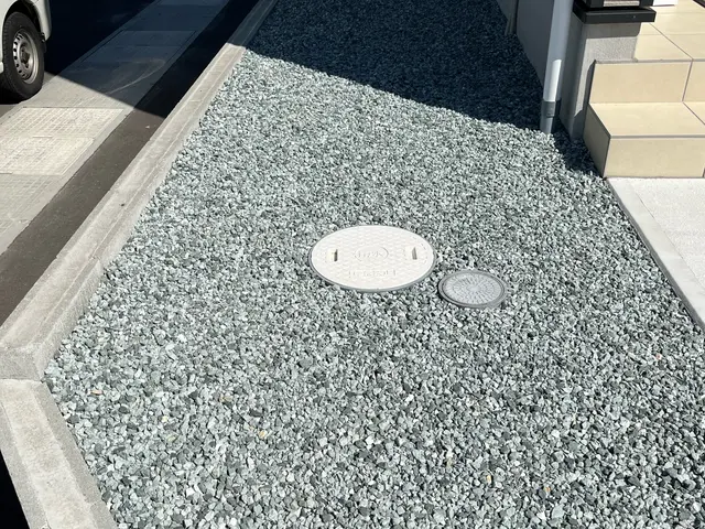 【雑草対策に最適】砂利施工で綺麗なお庭に仕上げてまいります！サービスの画像