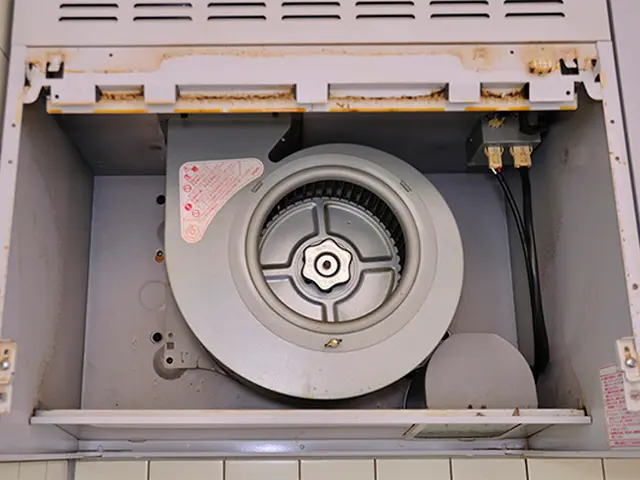 今月空きあります！汚れや匂いをクリアにいたします！安心の保険加入店！サービスの画像