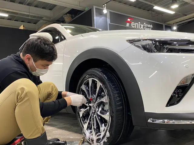 基本的に当社オリジナルのカーシャンプーで作業して吹き上げ室内の清掃シートなどサービスの画像