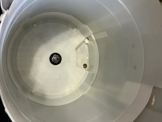 縦型洗濯機 分解クリーニング｜黒カビ・臭い徹底除去！サービスの画像