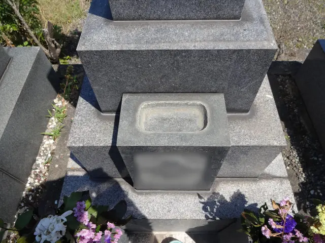 石材店様からの委託も引き受けている墓石メンテナンスの専門店ですサービスの画像