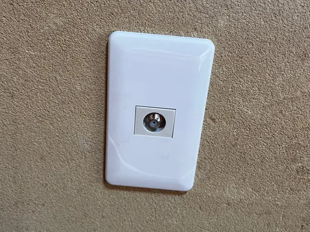 （株）テクノサービス　電気通信業　許可番号第56725　放送通信工事経験23年サービスの画像