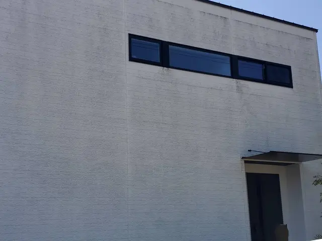 外壁にとても優しいコスパ最強の手洗い洗浄※只今 50％OFFキャンペーン開催中※サービスの画像