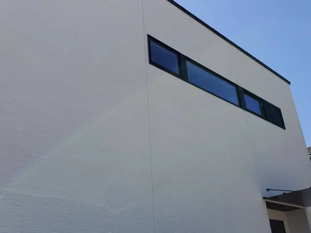 外壁にとても優しいコスパ最強の手洗い洗浄※只今 50％OFFキャンペーン開催中※サービスの画像