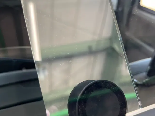 【ウインドリペア】◎出張施工　◎100%自社対応　◎営業時間外も対応可サービスの画像