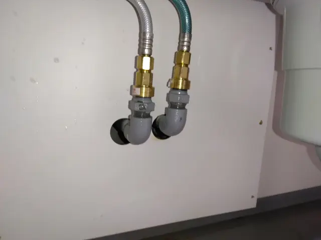 【実績15年◎】水漏れ、ハンドル固着解消！明朗会計＆損害保険加入で安心！サービスの画像