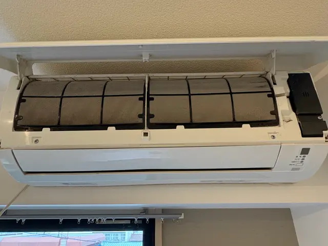 夏にフル稼働したエアコンをこの時期にクリーニング◎【QR決済可能】サービスの画像