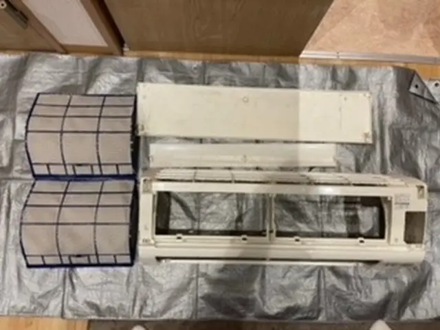 深夜帯も対応可能！業界歴5年、作業実績1,000件の壁掛けエアコンクリーニングサービスの画像