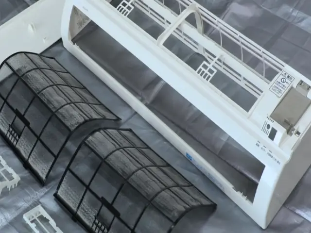 ◎親切・丁寧しっかり洗浄◎カビ、汚れ見逃さない！エアコンリフレッシュ♪サービスの画像