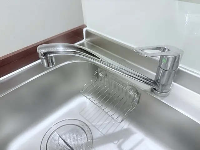 キッチン水栓交換｜経験豊富なスタッフが対応します！サービスの画像