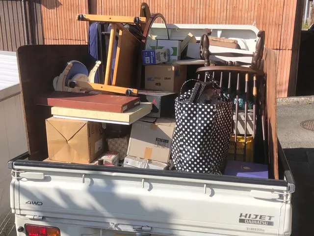 急ぎの不用品回収も即日対応◎明朗会計で追加料金一切なし◎エアコン取外し無料◎サービスの画像