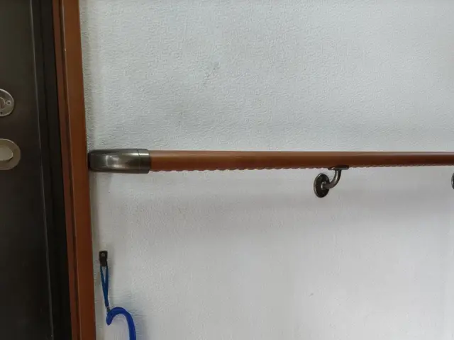 いつまでも安心して使えるよう施工します！手摺りの取り付けは当店にお任せください！サービスの画像